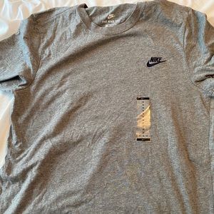 Nike Tee Shirt NWT Medium